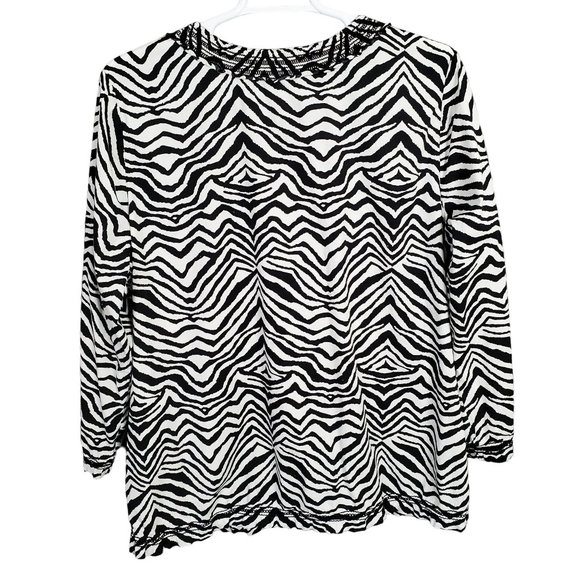 Dana Buchman Size 3X Blouse Zebra Stripe Ruffle V-neck Pullover Cotton Stretch - Picture 3 of 9